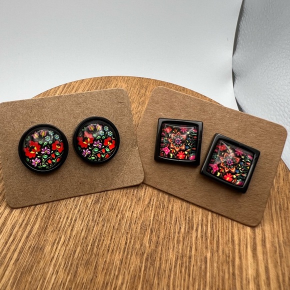 Classic Round & Square Stud Earrings - Black and Floral Stud Earrings - Picture 6 of 13